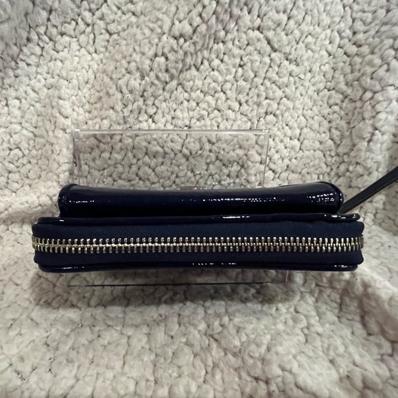 Coach Blue Patent Leather Zip Around Wristlet Wallet - Picture 5 of 10